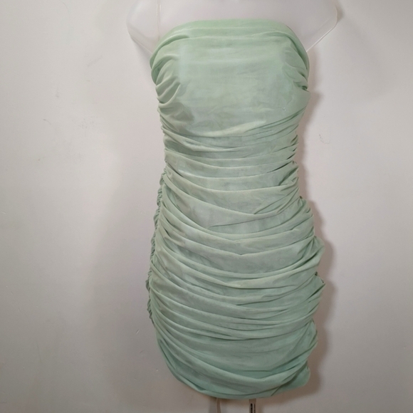 Mistress Rocks House of CB Sitting Pretty Green Strapless Dress NWT , Size S - Picture 1 of 11